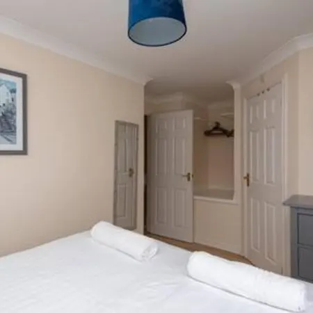 Toast - Hillbrook Holiday home